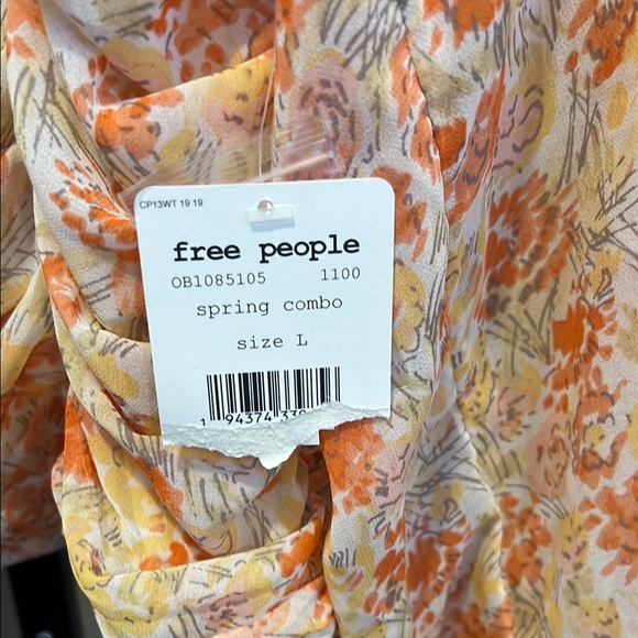 Free People Orange Ruched 3/4 Sleeve Blouse - Picture 4 of 4